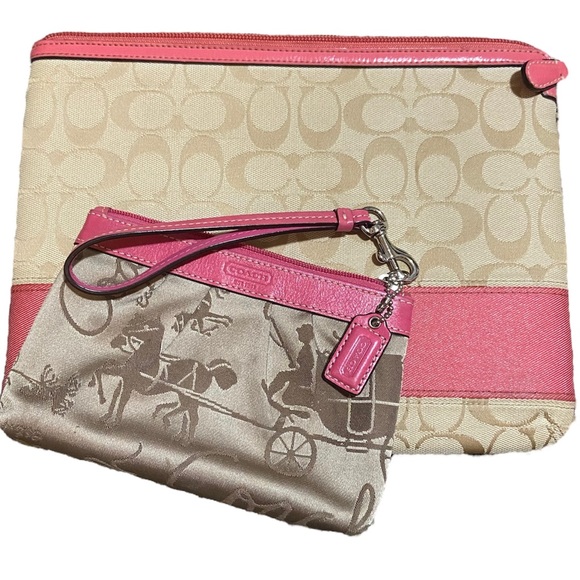 Coach Accessories - COACH Bundle -Signature iPad Case and Wristlet